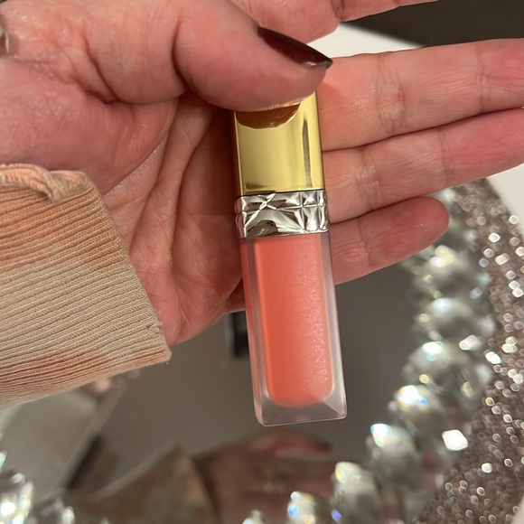 Dior Rouge Forever Liquid Lipstick Sequin - Intrigue - Picture 10 of 10